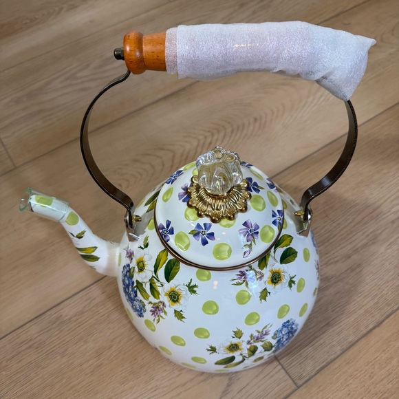 MacKenzie-Childs - Wildflowers Green 3 Quart Tea Kettle - NWT - NIB - Picture 2 of 6